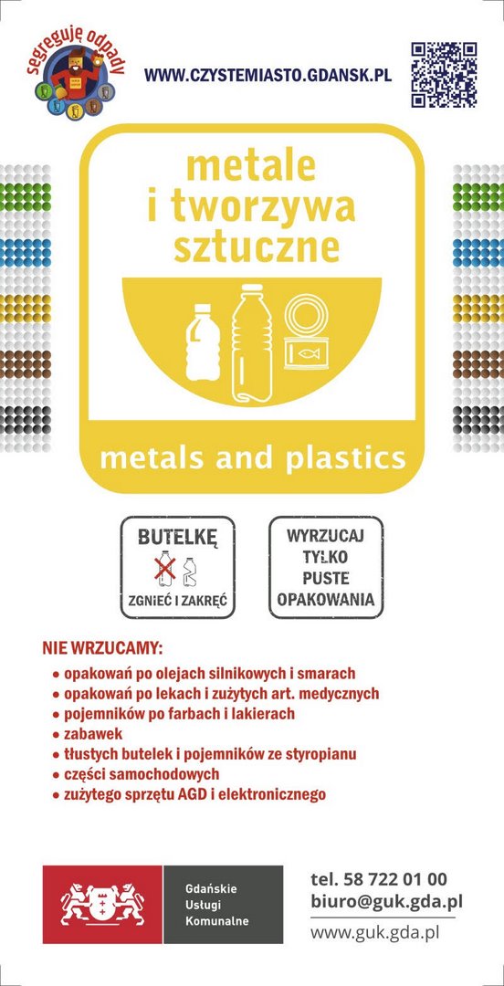 Nowe naklejki na pojemnikach do segregacji